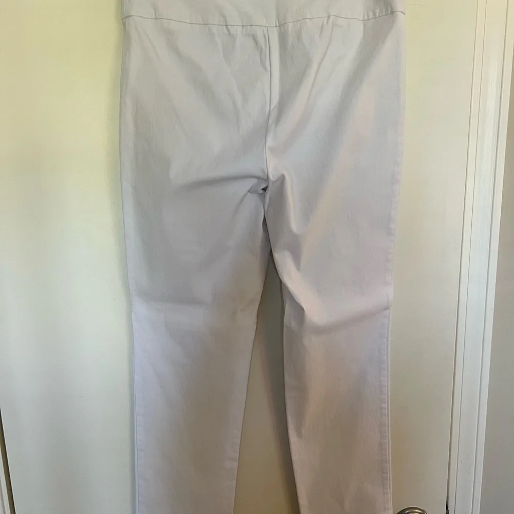 Sara Campbell white pull on pants, size 12 - Picture 2 of 2